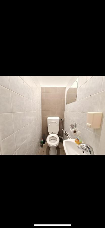 Bishnu Hostel ザグレブ エクステリア 写真